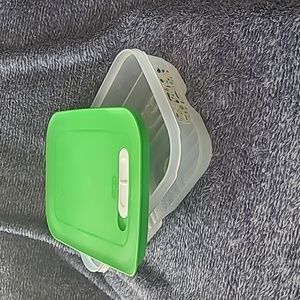 Gently used Tupperware medium Fridgesmart